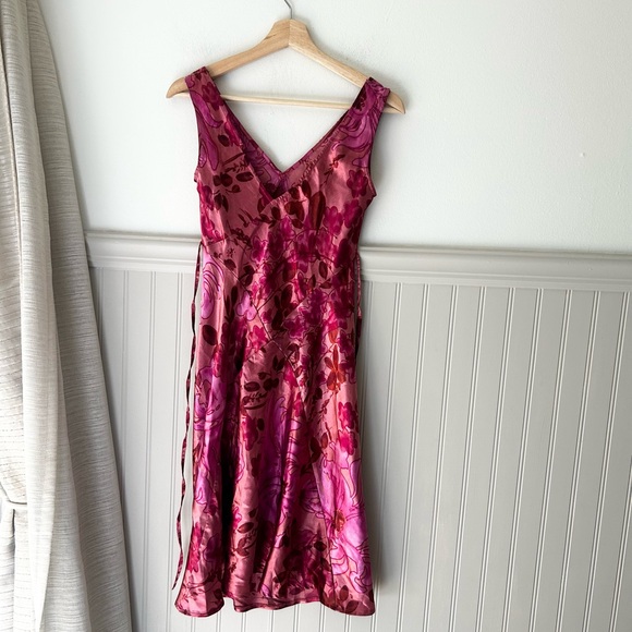 Y2K Faux Satin Charlotte Russe Pink and Red Floral Midi Dress Small Tie Back - Picture 4 of 5